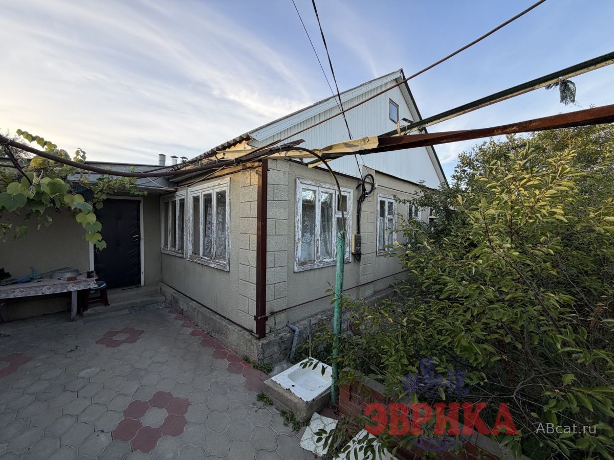 Продается дом районе Стадиона Гигант.

О доме:
✅ общая площадь дома - 65 кв.